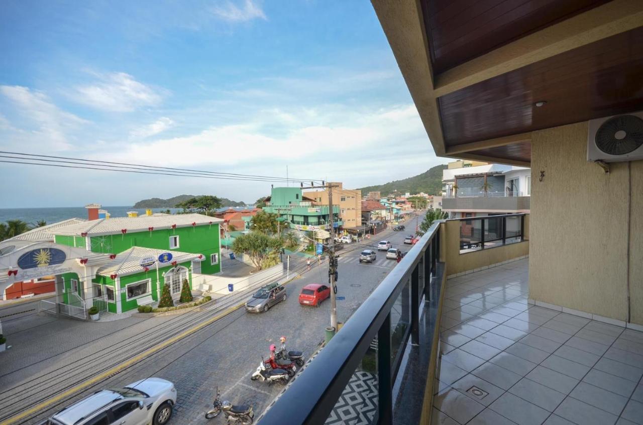 1038 - Apartamento com vista para o mar na Avenida De Bombinhas Exterior foto